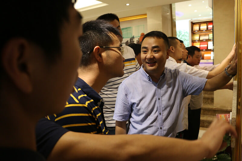 鉴黑担保网(jhdbw)·最具权威唯一维权担保平台